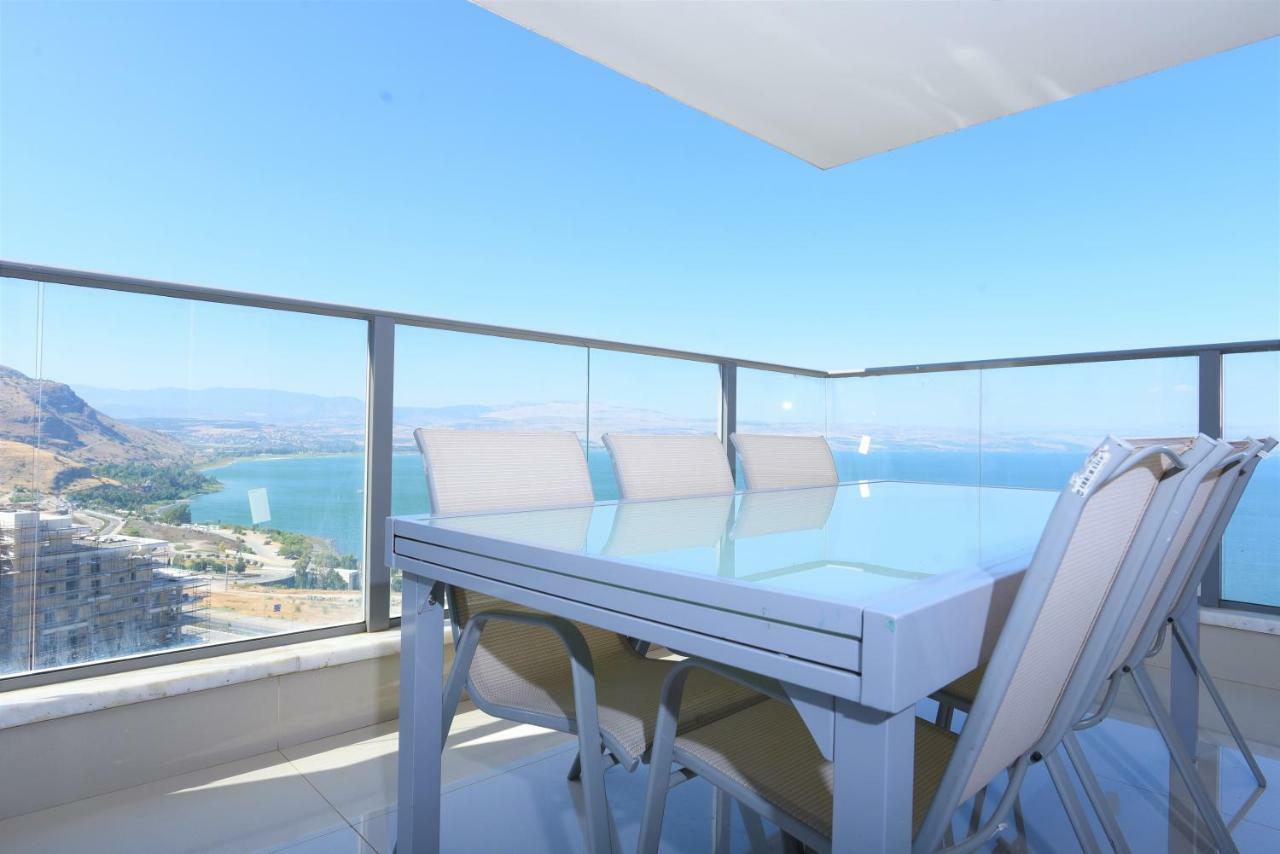 Aristone Luxury Apartment 提比里亞 外观 照片