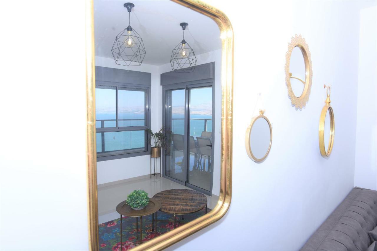 Aristone Luxury Apartment 提比里亞 外观 照片