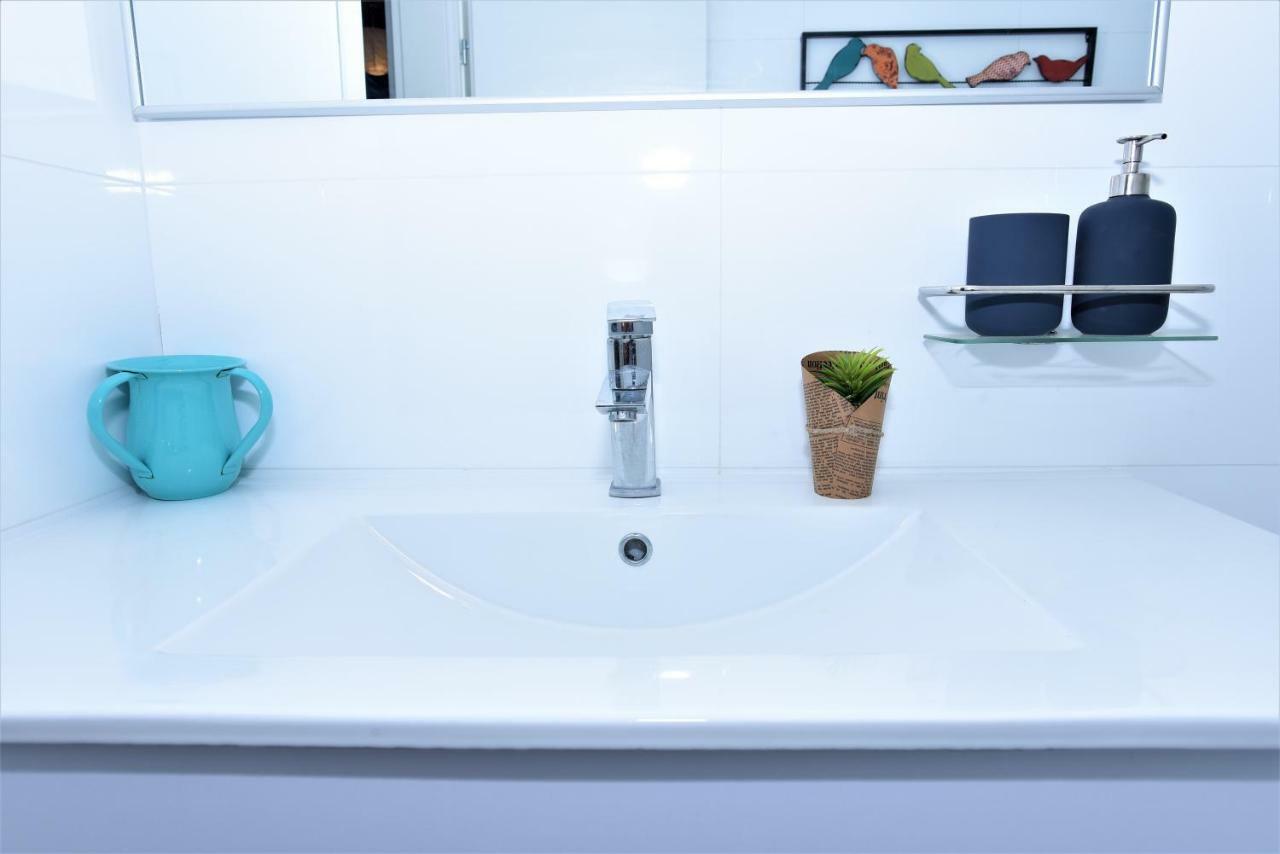 Aristone Luxury Apartment 提比里亞 外观 照片